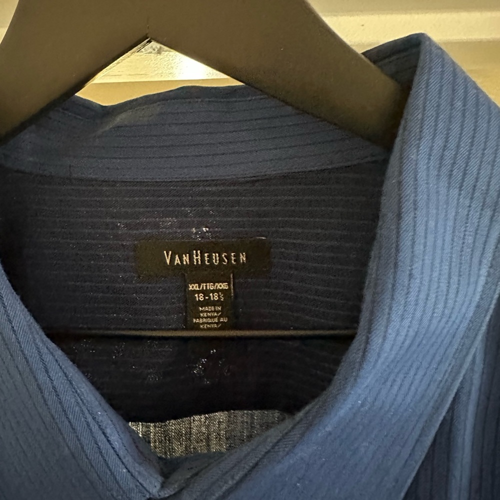 Van Heusen Navy Textured Shirt